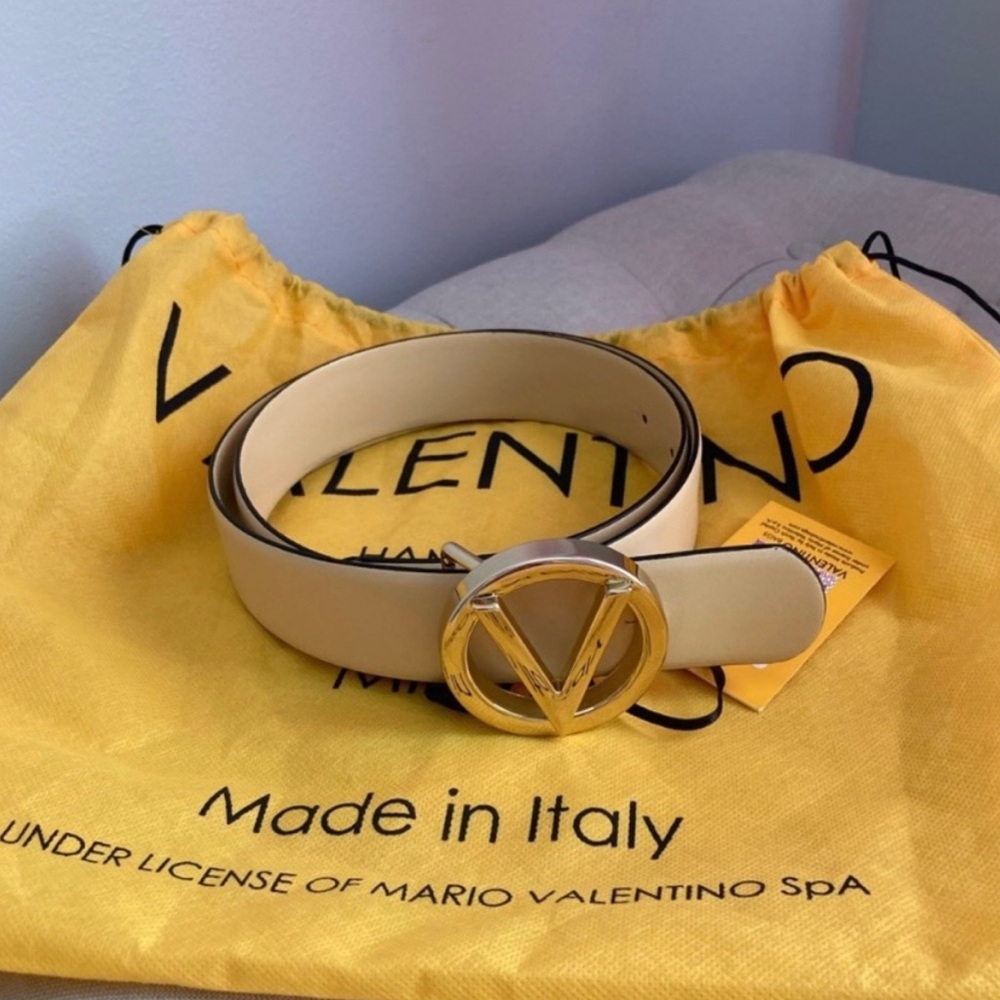 Valentino cream leather belt